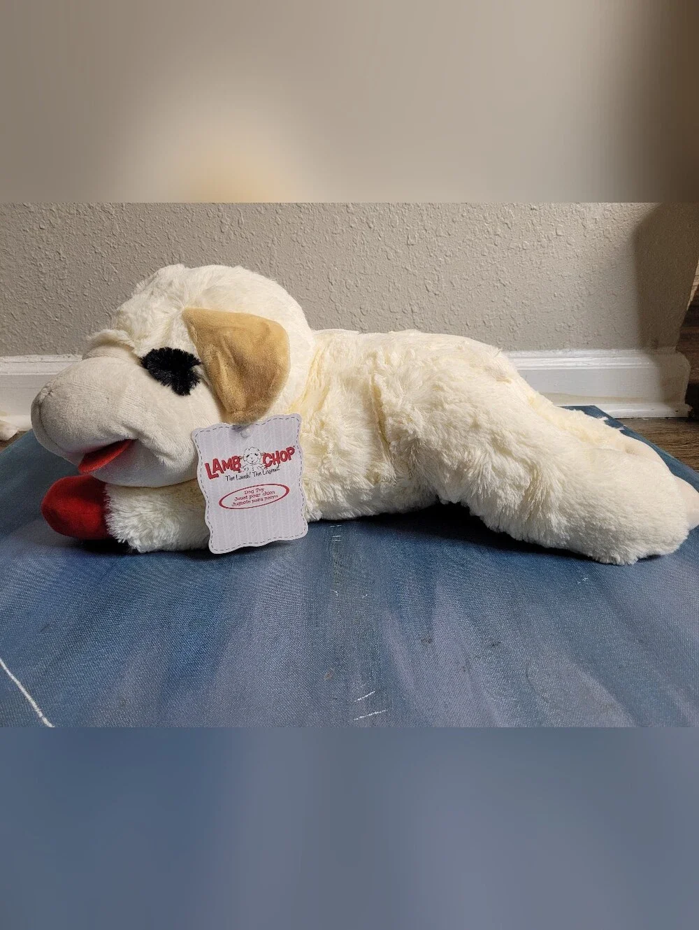 Lamb Chop Jumbo Dog Toy Squeaky Paws